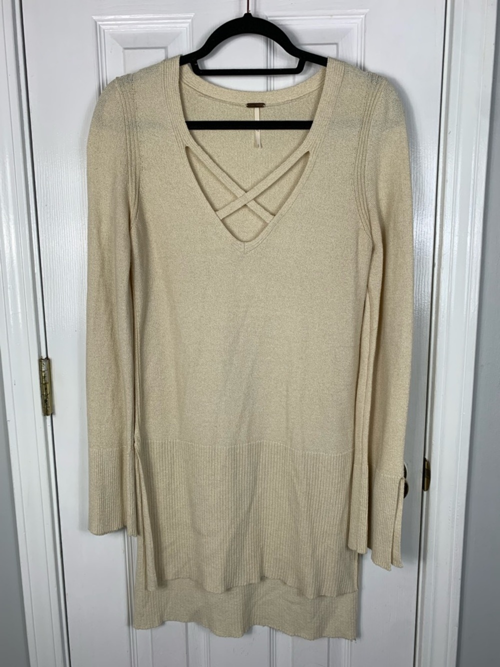 Free People Crisscross V-Neck Long Sleeve Knit Tunic Ivory Size Small